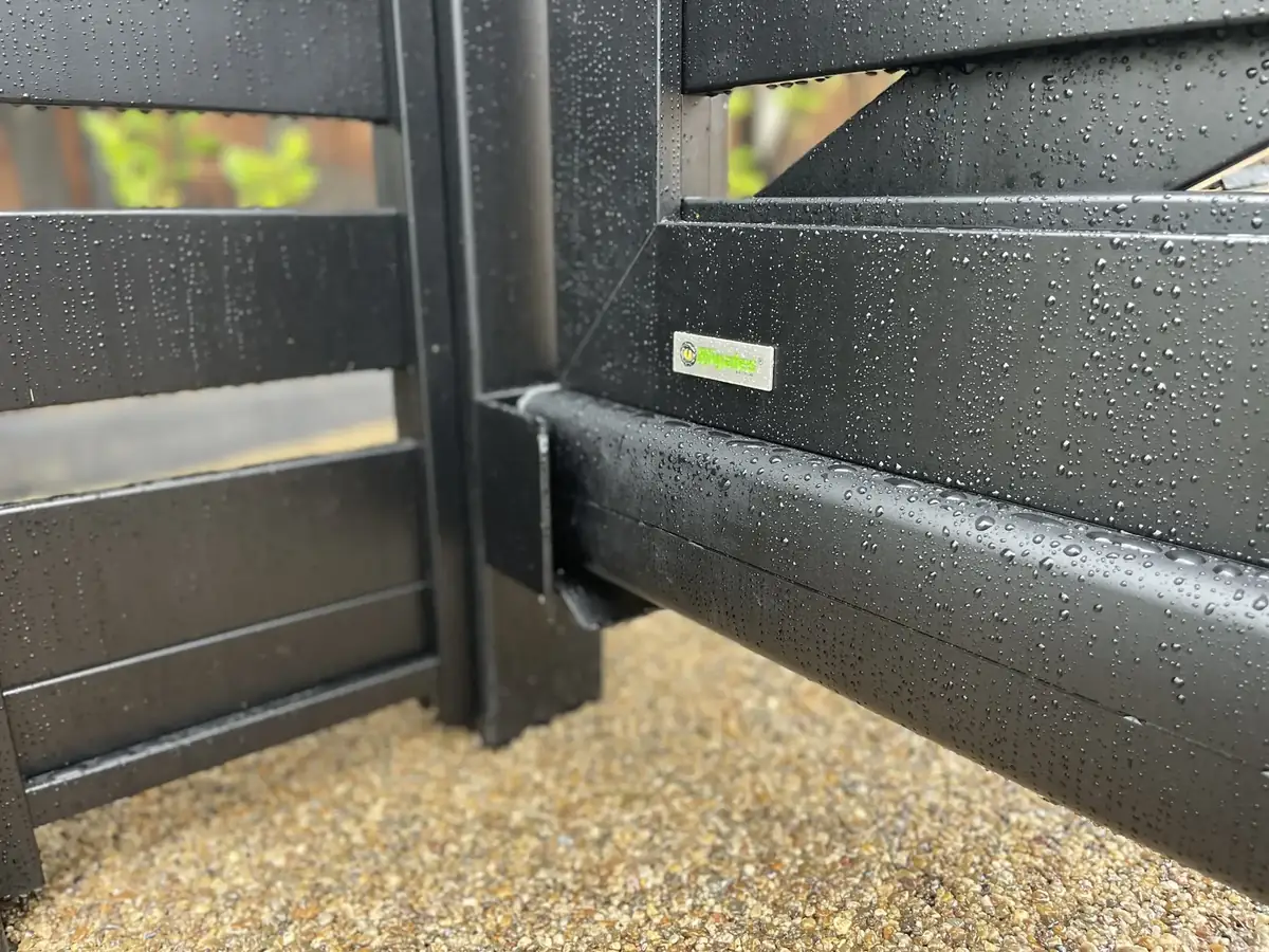 Close-up of an automated aluminium gate in Southend-on-Sea