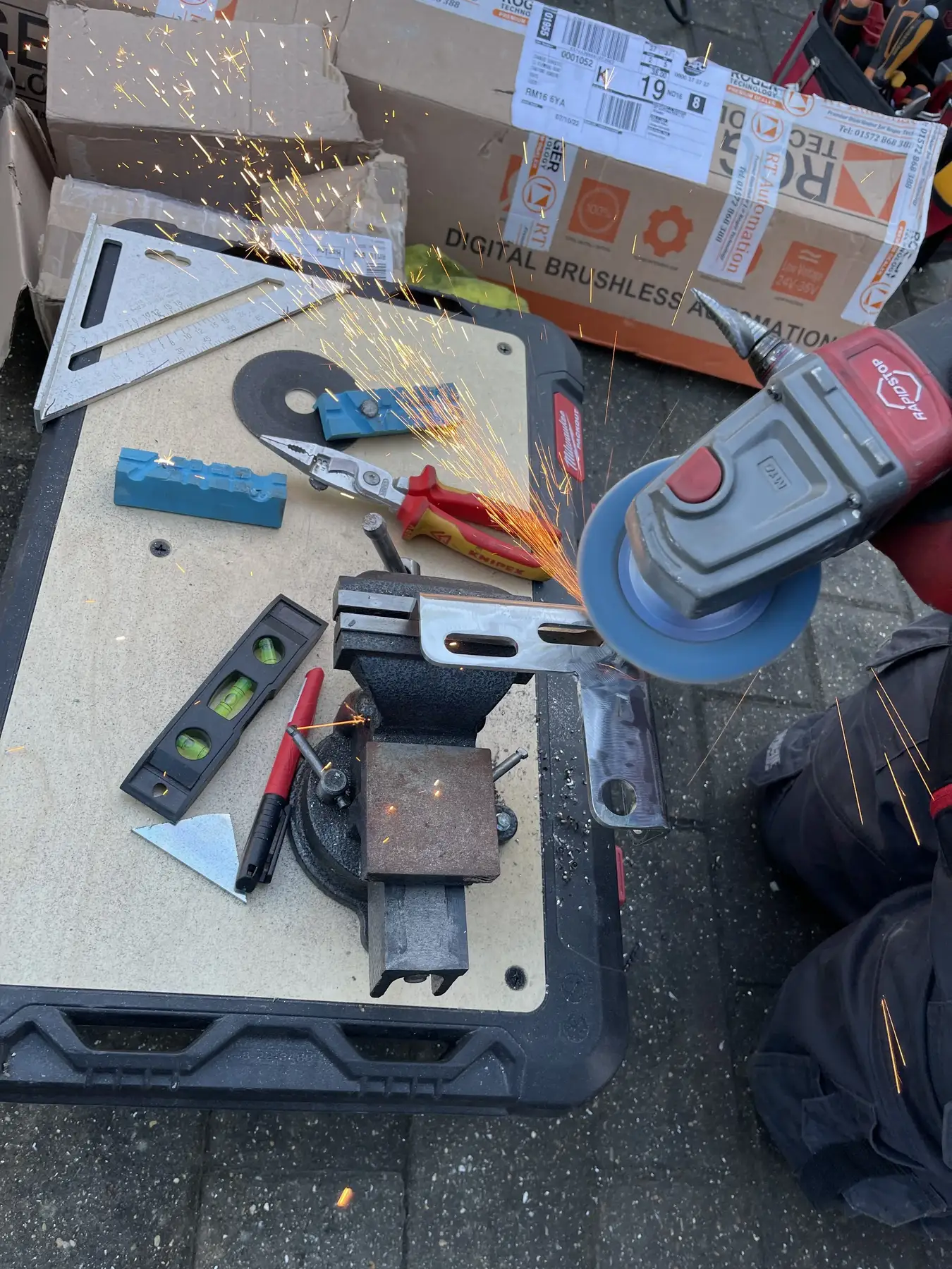Gate repair